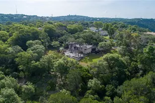 610 Lancelot Way, Austin, TX 78746 - Photo 5