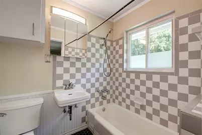 900 Aurora Circle, Austin, TX 78757 - Photo 15