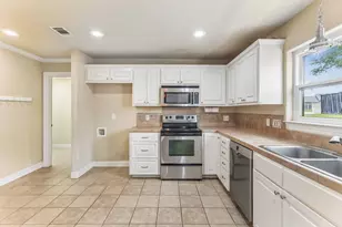 1919 American Dr, Lago Vista, TX 78645 - Photo 7