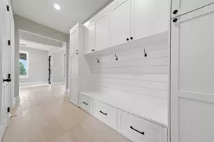 2020 University Club Dr, Austin, TX 78732 - Photo 19