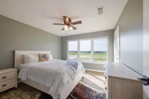 191 N Cedar Creek Dr, Cedar Creek, TX 78612 - Photo 29