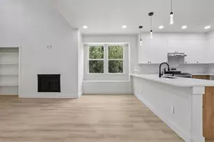 12717 Lee Park Ln, Austin, TX 78732 - Photo 9