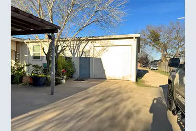 140 Alum Park Place Drive, Cedar Creek, TX 78612 - Photo 23