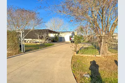 140 Alum Park Place Drive, Cedar Creek, TX 78612 - Photo 15