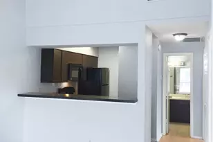 807 W 25th St, Austin, TX 78705 - Photo 5