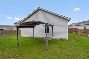 791 Circle Wy, Jarrell, TX 76537 - Photo 19