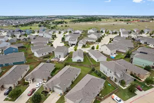 791 Circle Wy, Jarrell, TX 76537 - Photo 37