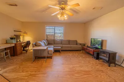 145 Buffalo Run, Smithville, TX 78957 - Photo 5