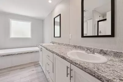 855 Roosevelt Road, Luling, TX 78648 - Photo 23