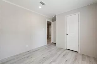 855 Roosevelt Rd, Luling, TX 78648 - Photo 27