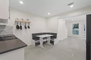 1245 Spyglass Dr, Austin, TX 78746 - Photo 9