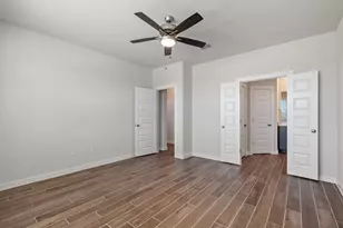 368 Banff Dr, Kyle, TX 78640 - Photo 17