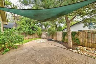 11218 Stormy Ridge Rd, Austin, TX 78739 - Photo 33