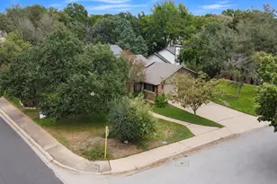 11218 Stormy Ridge Rd, Austin, TX 78739 - Photo 35