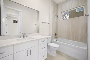 6107 Richardson Ln, Austin, TX 78741 - Photo 17