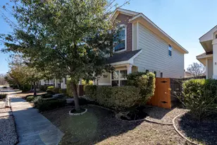 135 Wainscot Oak Wy, San Marcos, TX 78666 - Photo 3