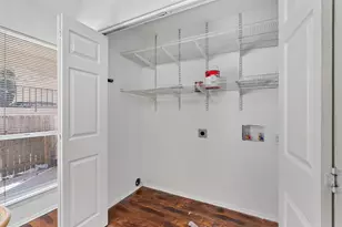 6910 Hart Ln, Austin, TX 78731 - Photo 11