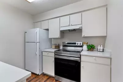 6910 Hart Lane #203, Austin, TX 78731 - Photo 5