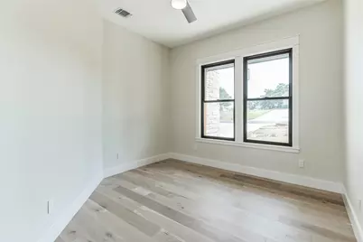 707 Broken Hills, Horseshoe Bay, TX 78657 - Photo 13