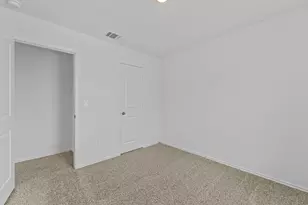 1061 Phantom Hl Blvd, Buda, TX 78610 - Photo 21