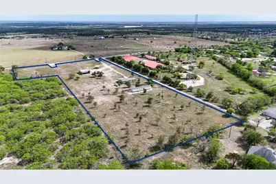 278 Mesa Drive, Del Valle, TX 78617 - Photo 5