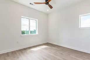 4802 S Congress Ave, Austin, TX 78745 - Photo 9