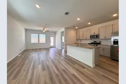 135 Mad Pupper Drive, Buda, TX 78610 - Photo 5