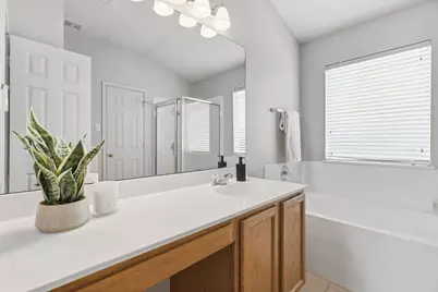 560 Woodsorrel Way, Round Rock, TX 78665 - Photo 17