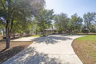 2247 Old Hwy 20, McDade, TX 78650 - Photo 5