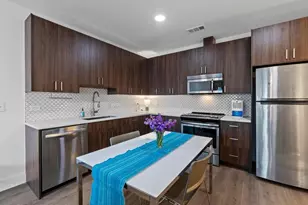 2213 Poquito St, Austin, TX 78722 - Photo 7