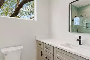 5506 Peppertree Pkwy, Austin, TX 78744 - Photo 13