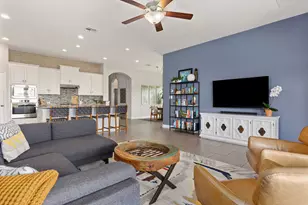 5108 Pearl Cres Ln, Georgetown, TX 78626 - Photo 9