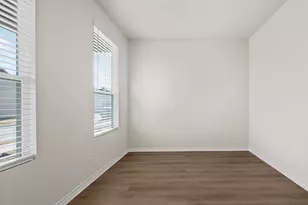 108 Woodrow Ln, Liberty Hill, TX 78642 - Photo 11