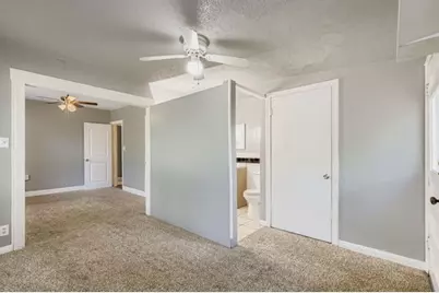 700 W Saint Johns Avenue, Austin, TX 78752 - Photo 11