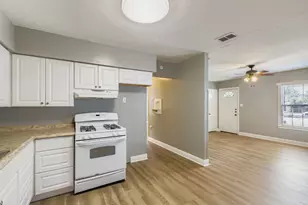 700 W St Johns Ave, Austin, TX 78752 - Photo 7