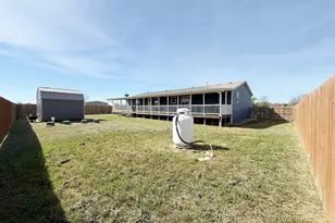 2709 Co Rd 463, Elgin, TX 78621 - Photo 3