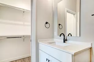 3809 Valley View Rd, Austin, TX 78704 - Photo 9