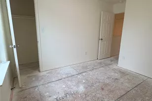 350 Debus Dr, Taylor, TX 76574 - Photo 11