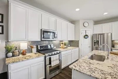 642 Bayberry Circle, Buda, TX 78610 - Photo 17