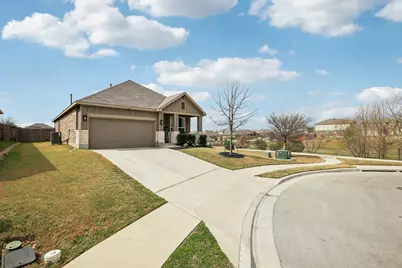 642 Bayberry Circle, Buda, TX 78610 - Photo 3