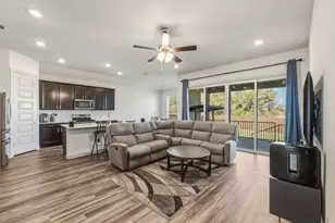 1640 Flying Horseshoe Bnd, Georgetown, TX 78628 - Photo 5