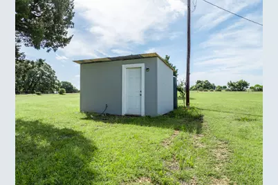 199 Apache Springs Road, Briggs, TX 78608 - Photo 27