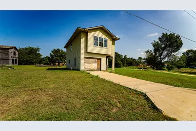 213 E 4th Street, Rockdale, TX 76567 - Photo 19