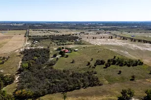 948 Upper Elgin River Rd, Elgin, TX 78621 - Photo 37