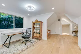 601 Crystal Creek Dr, Austin, TX 78746 - Photo 31
