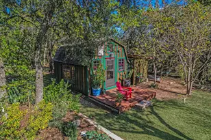 601 Crystal Creek Dr, Austin, TX 78746 - Photo 39