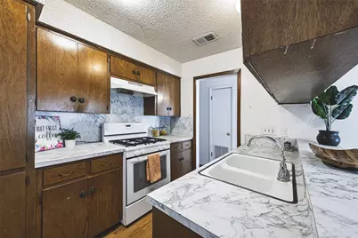 4713 Sagebrush Trail #B, Austin, TX 78745 - Photo 9