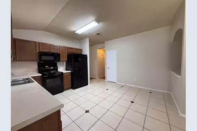 228 Altamont Street, Hutto, TX 78634 - Photo 5