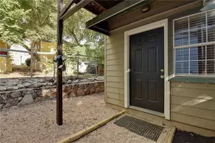 2714 Whitis Ave, Austin, TX 78705 - Photo 15