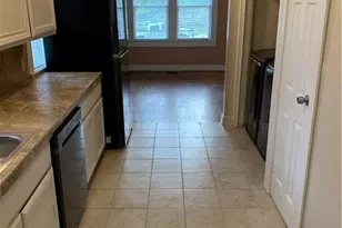 2714 Whitis Ave, Austin, TX 78705 - Photo 5